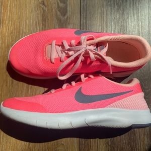 Youth Nike Tennis Shoes